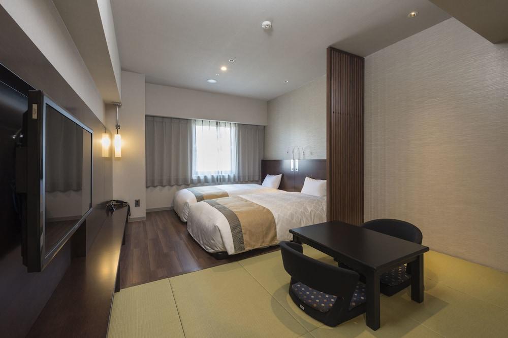 Nagoya Kanayama Hotel Exteriör bild