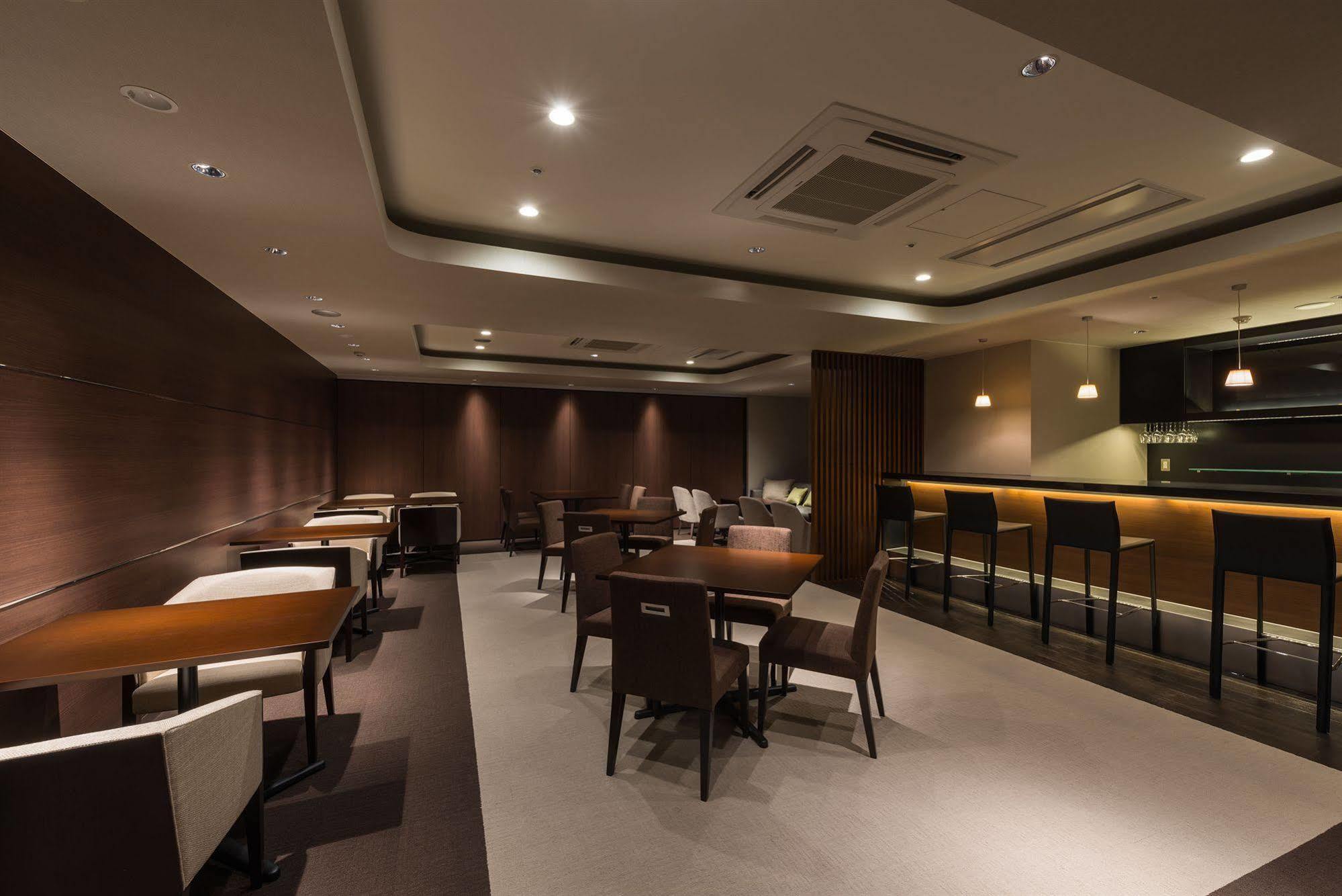 Nagoya Kanayama Hotel Exteriör bild